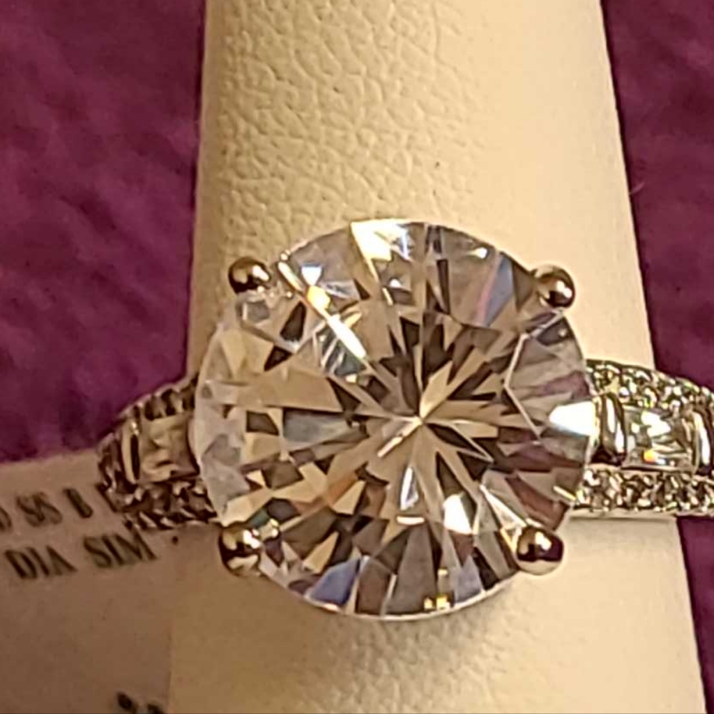 Bella Luce White Diamond Simulant Rhodium Over Sterling Silver Ring, Size 7